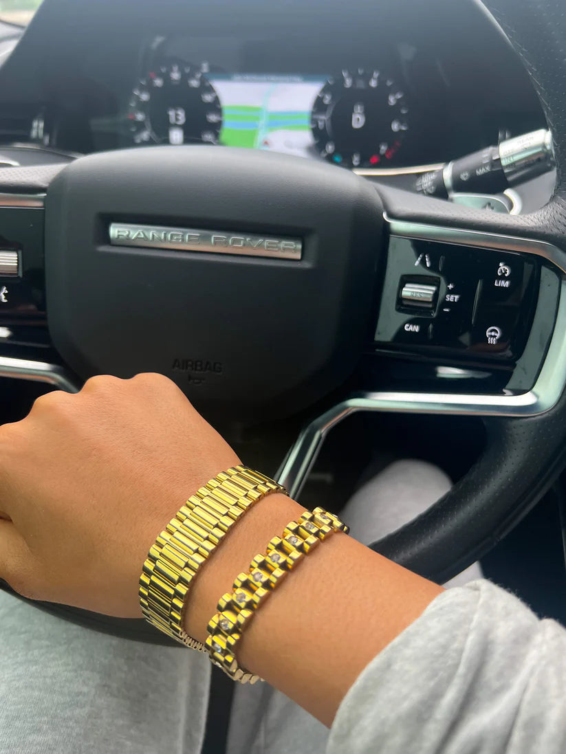 Diamond Rolly Bracelet By Chansutt Pearls