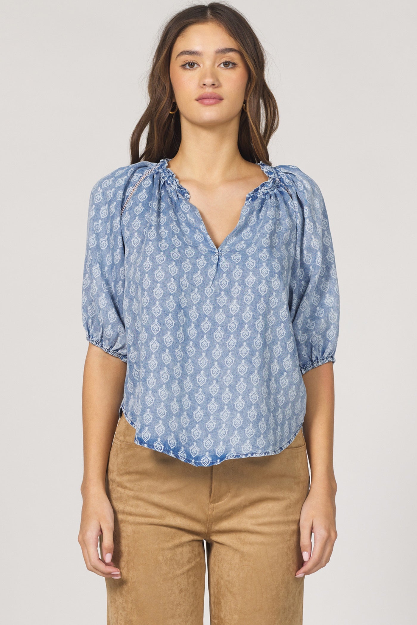 Costa in Tulip Crest by Dear John