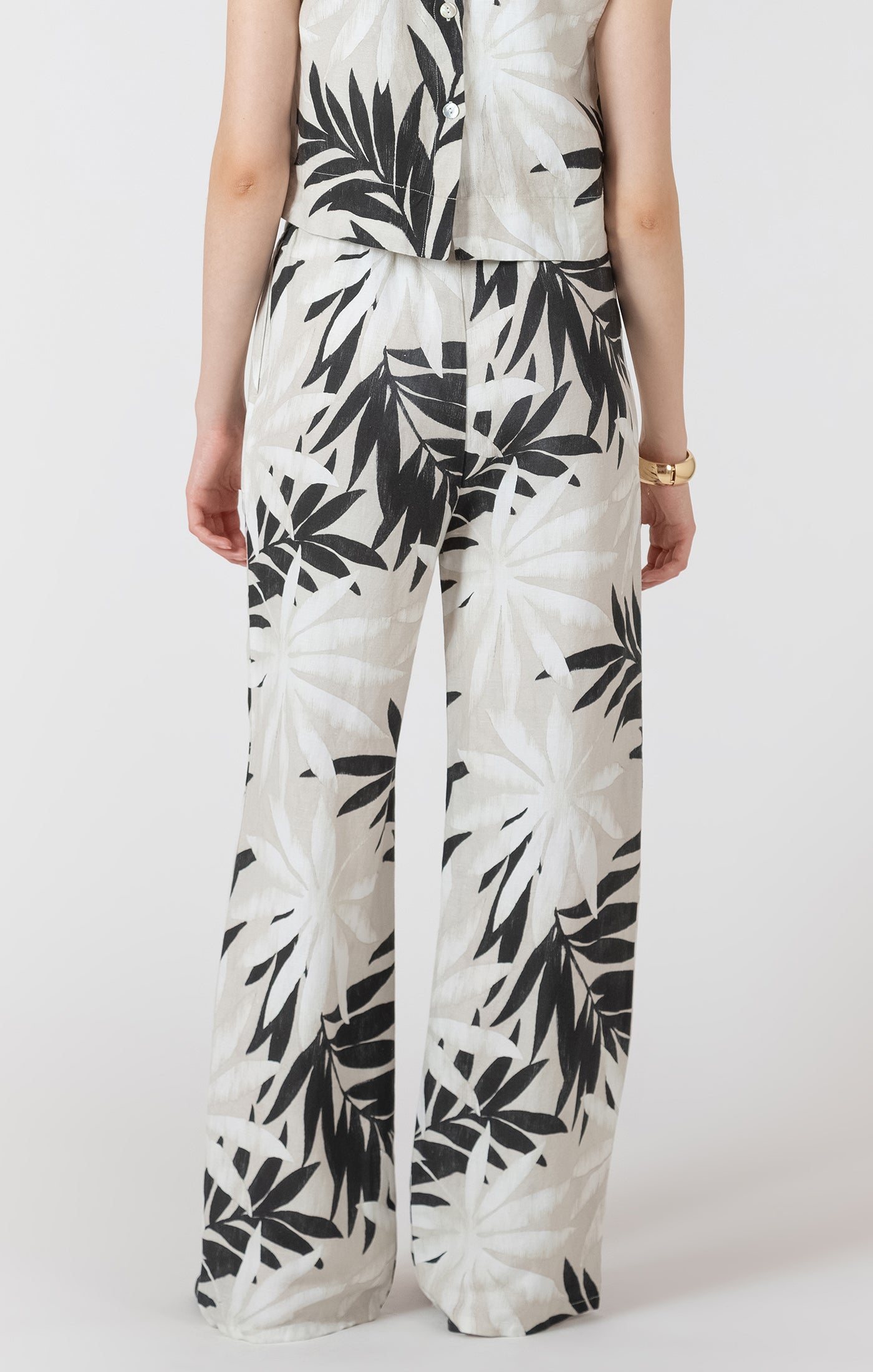 Palm Whisper Pants by Dex