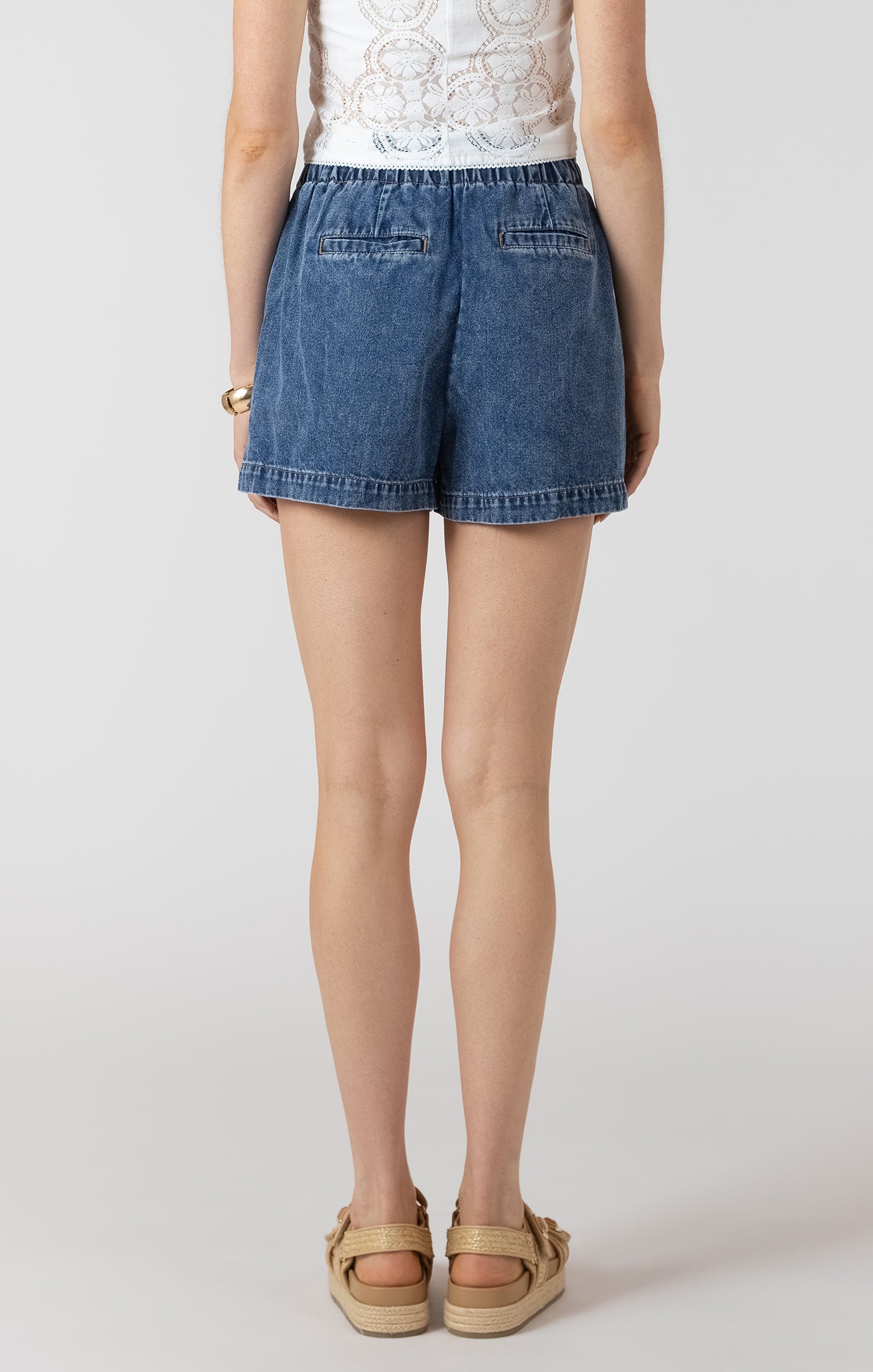 Sunny Stroll Chambray Shorts in Medium Wash by Dex
