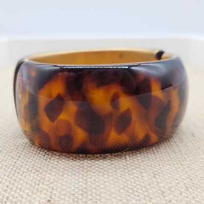 Tortoise Spotted with Gold Lining – Vintage Lucite Clamper Bracelet
