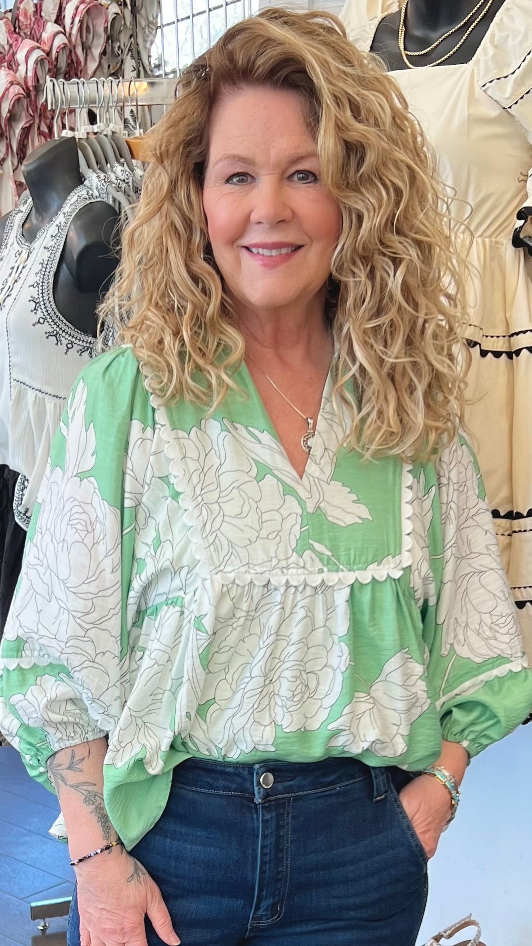 Ric Rac Trim Floral Top – Lillians FDL