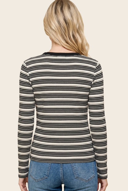 Between The Lines Top