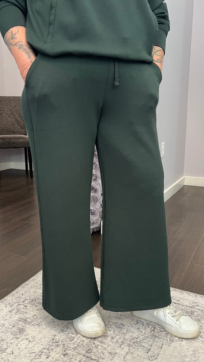 Elevated Ease Wide Leg Crop Pants