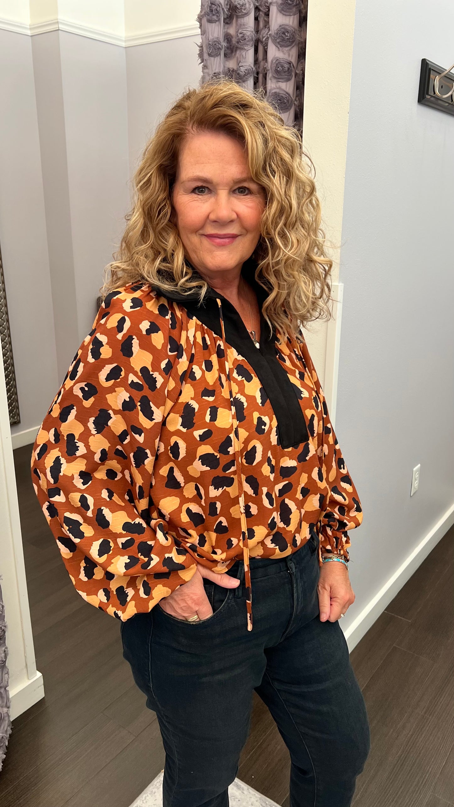 Amber Edge Top