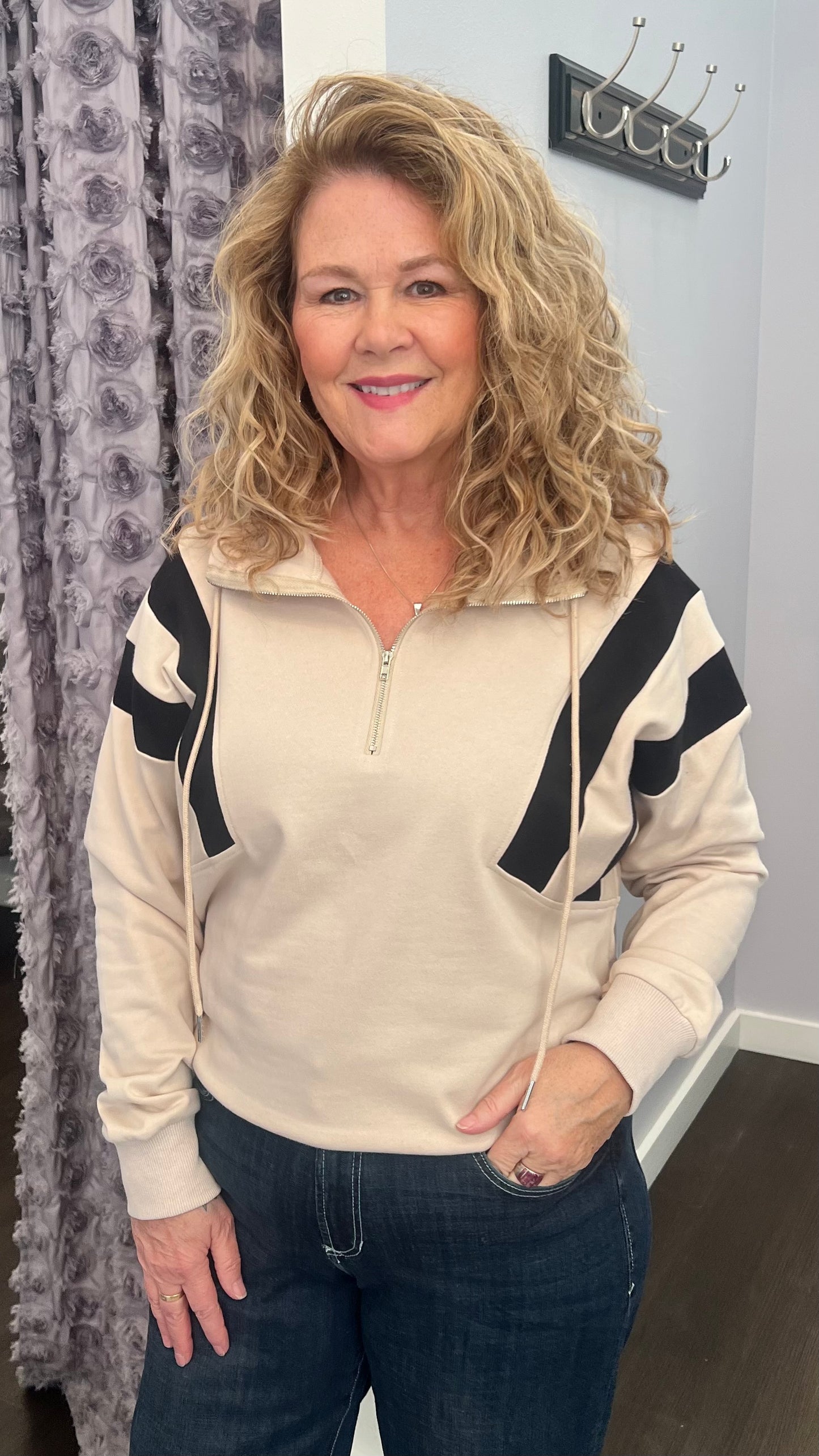 Off-Duty MVP Half Zip Hooded Pullover