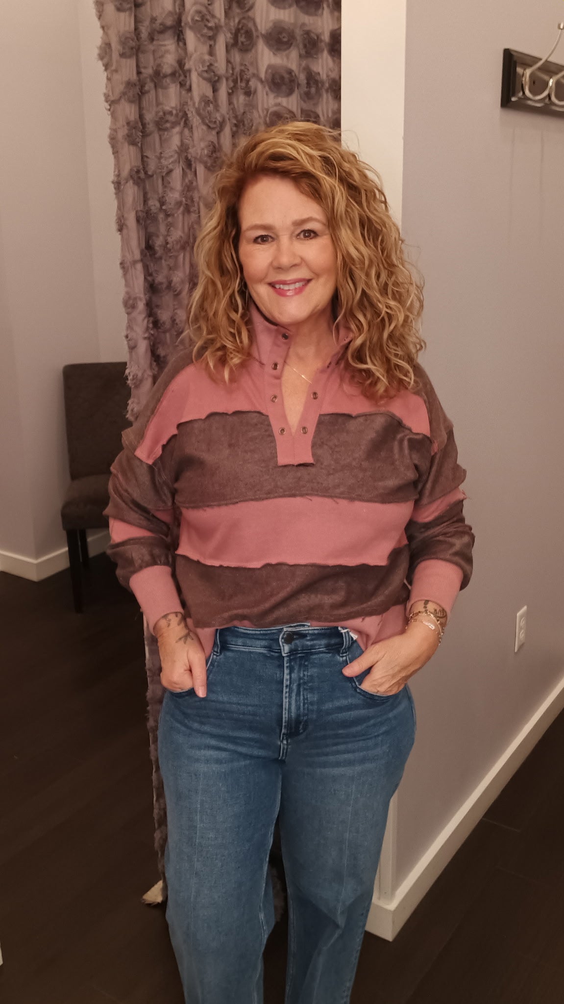 Chill Stripe Club Pullover