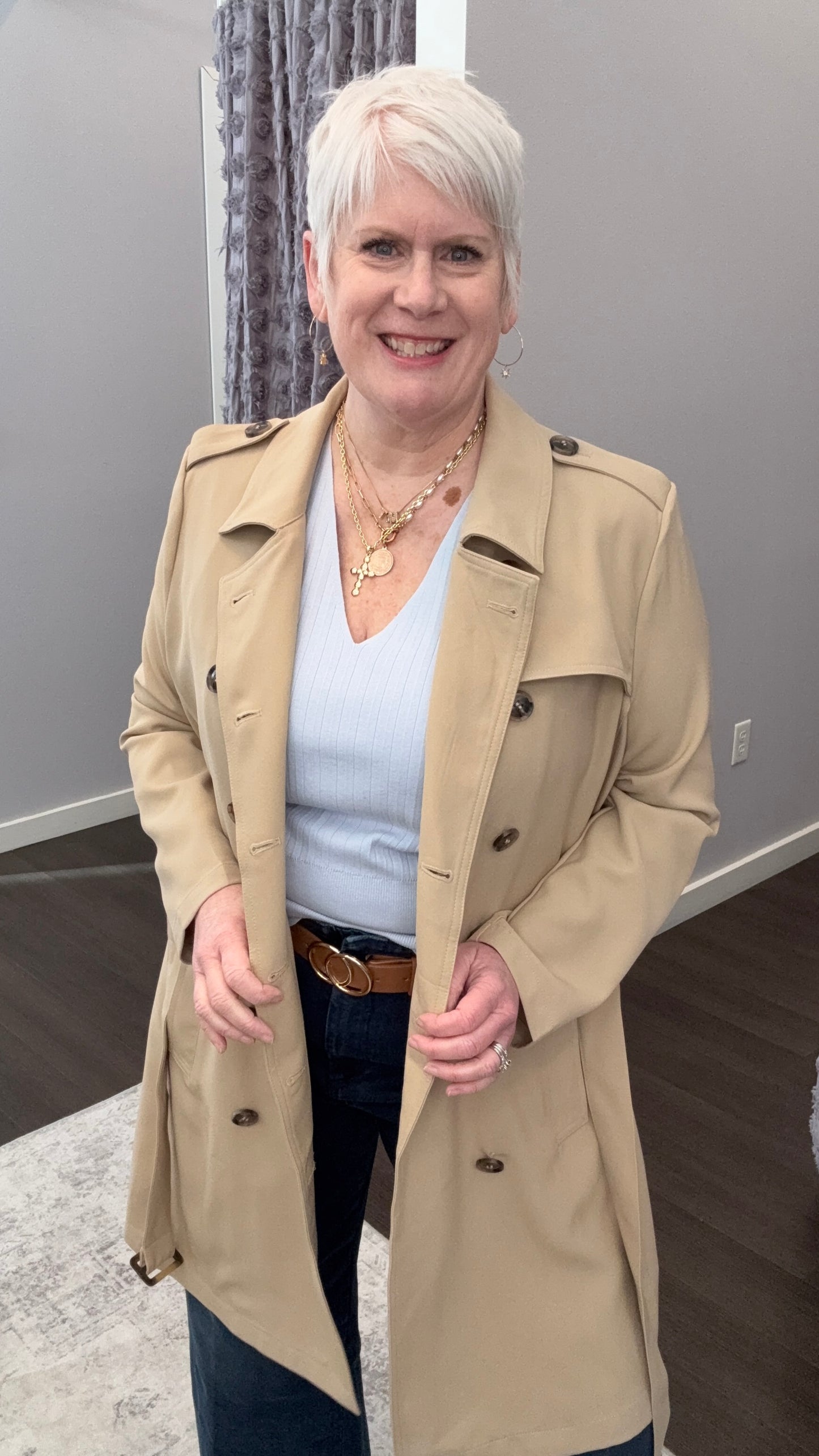 City Stroll Trench Coat by Dex