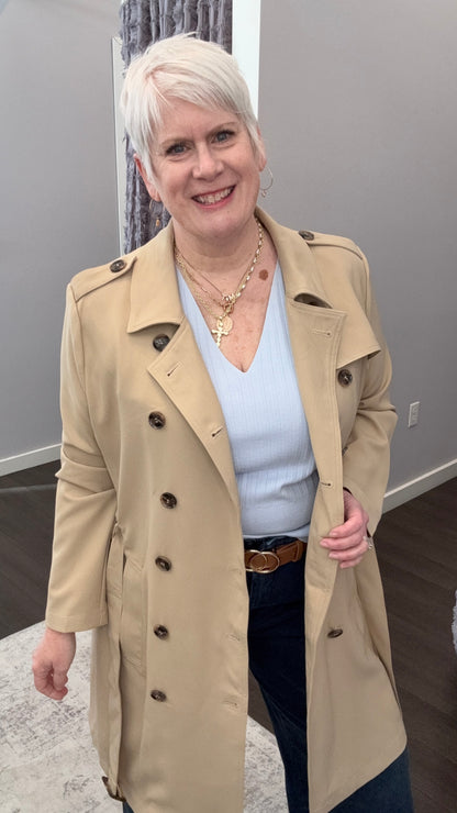 City Stroll Trench Coat by Dex