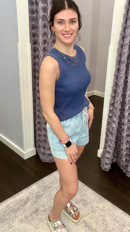 Sunny Stroll Chambray Shorts in Bleached Wash by Dex
