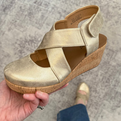 Case Closed in Gold Wash Metallic by Corkys Footwear
