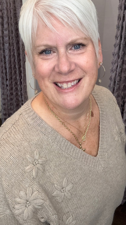 Daisy Days V-Neck Sweater in Soft Oatmeal