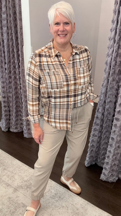 Put Together Woven Joggers in Oatmeal