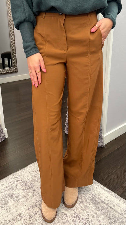 Espresso Run Barrel Pants by Dex