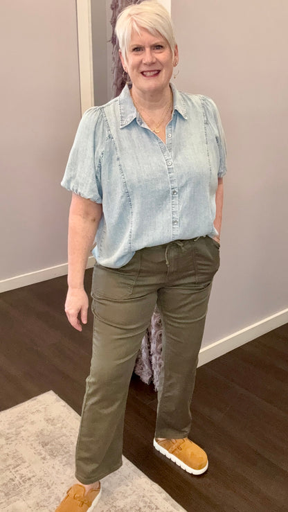 Everyday Twill Pants in Army Green by Dex