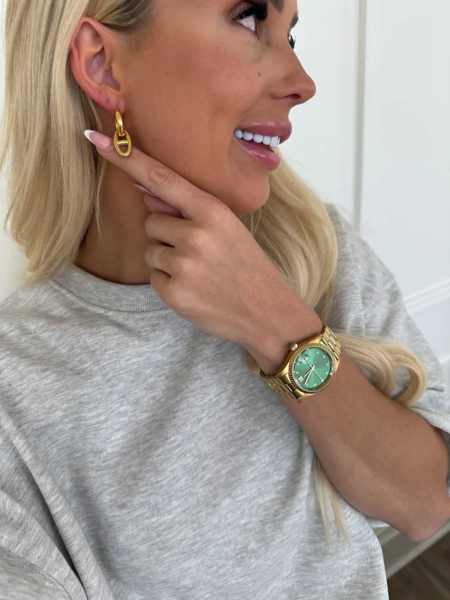 Kasey Earrings By Chansutt Pearls