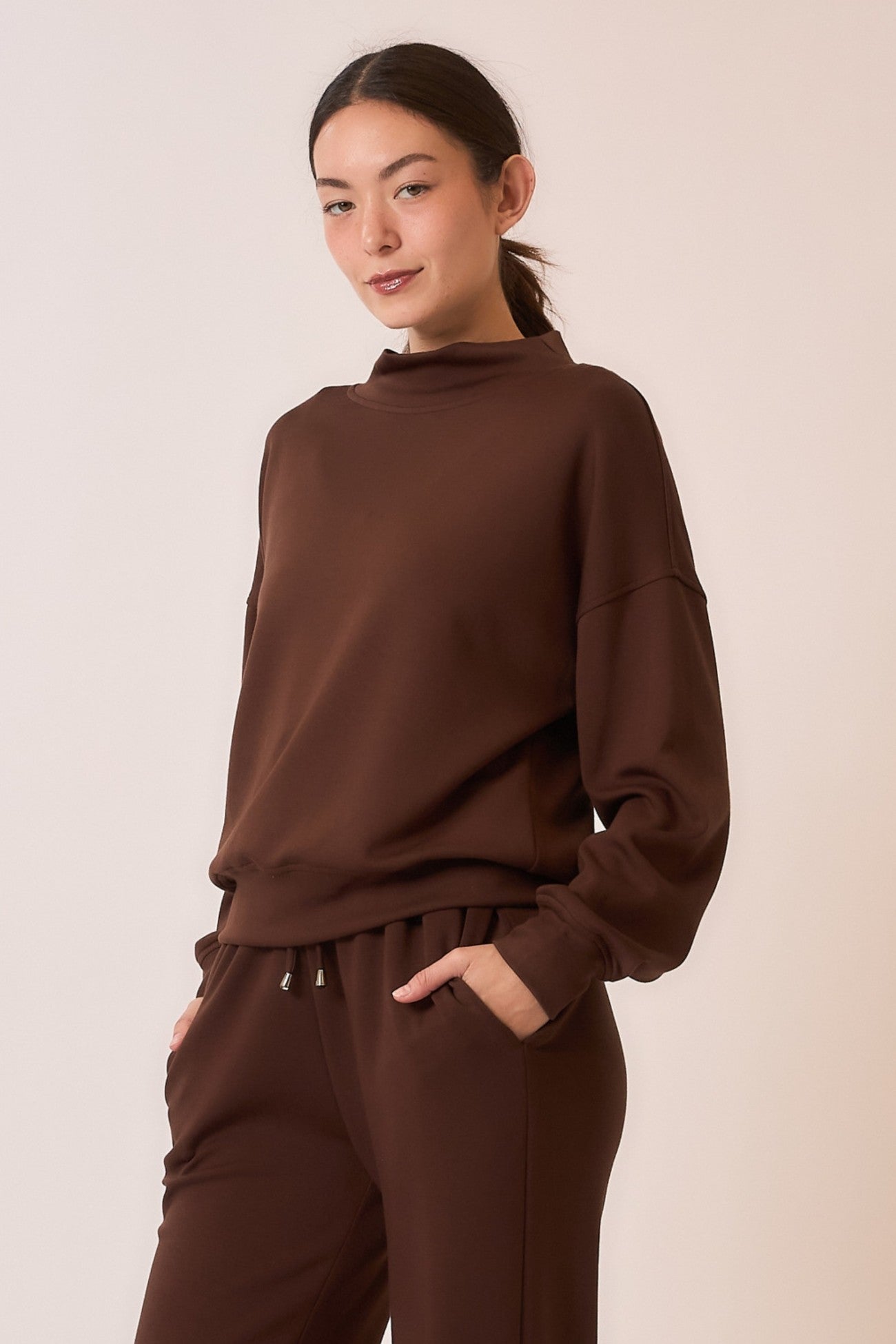 Offset Notched Mock Neck Pullover Sweatshirt