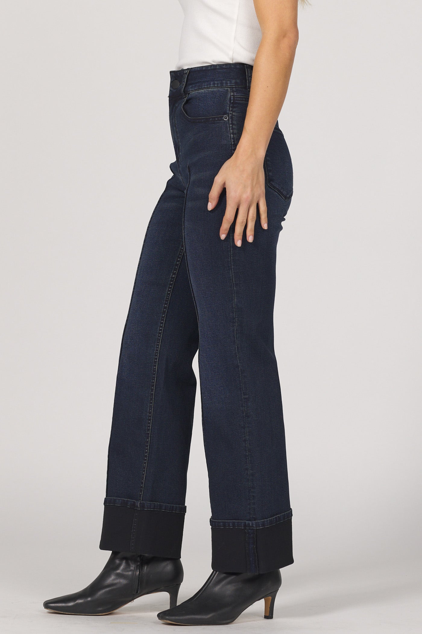 Holly High Rise Cuffed Hem Jeans in Callaway by Dear John