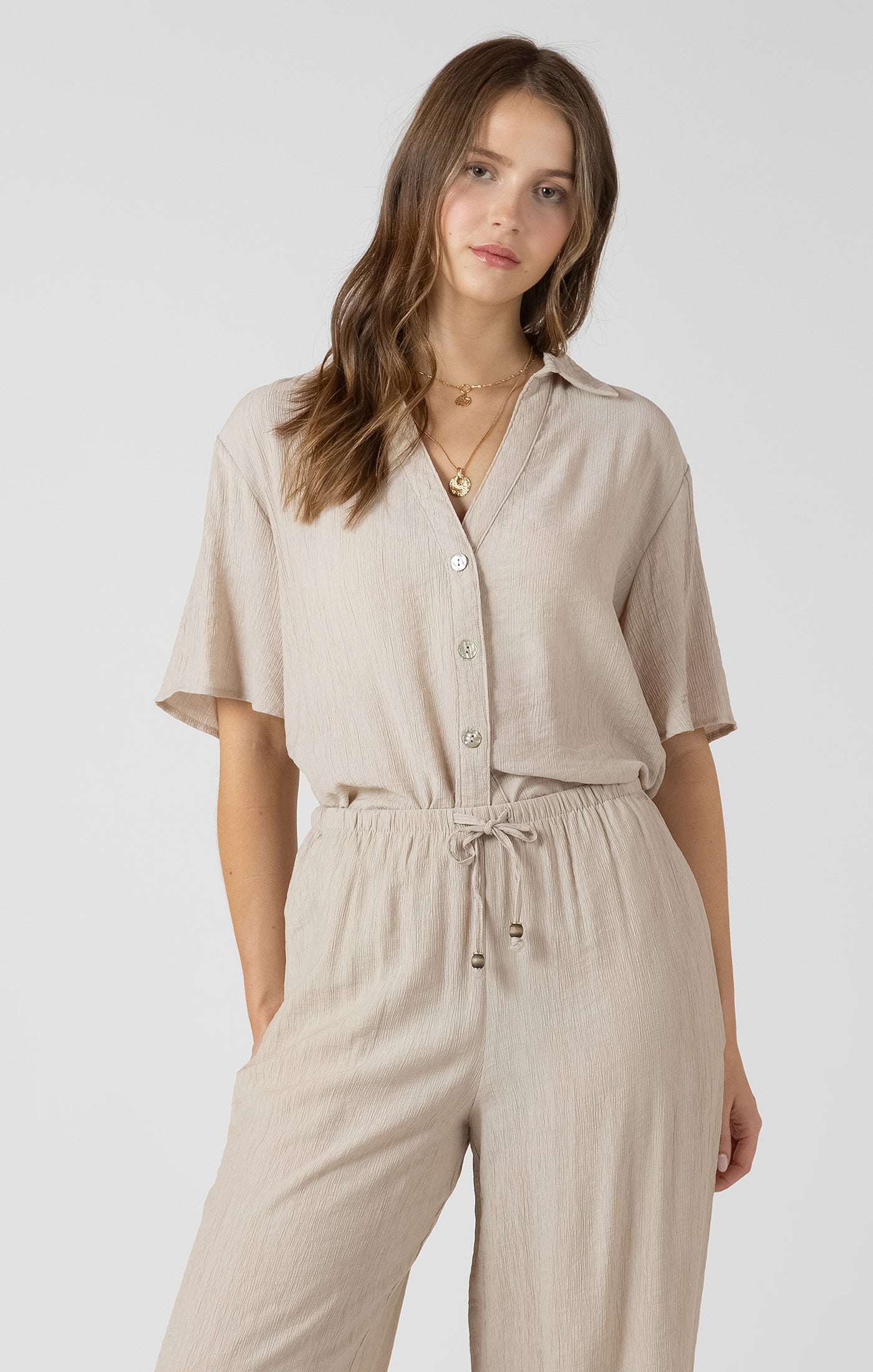 Desert Daydream Top in Light Oyster by Dex