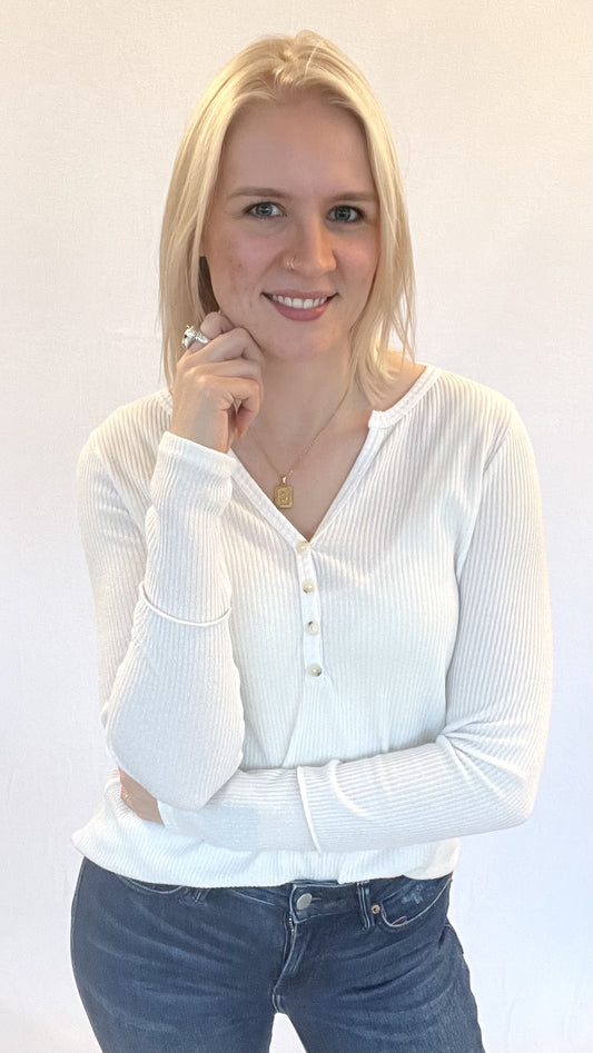 Ribbed Knit Top With Button Detail